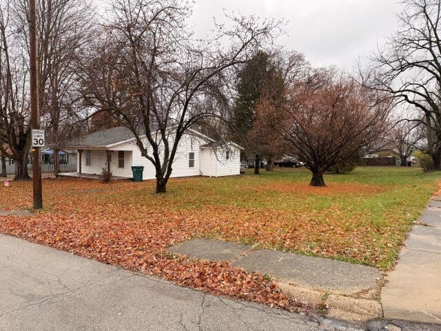 Property Photo:  634 S Q Street  IN 47374 