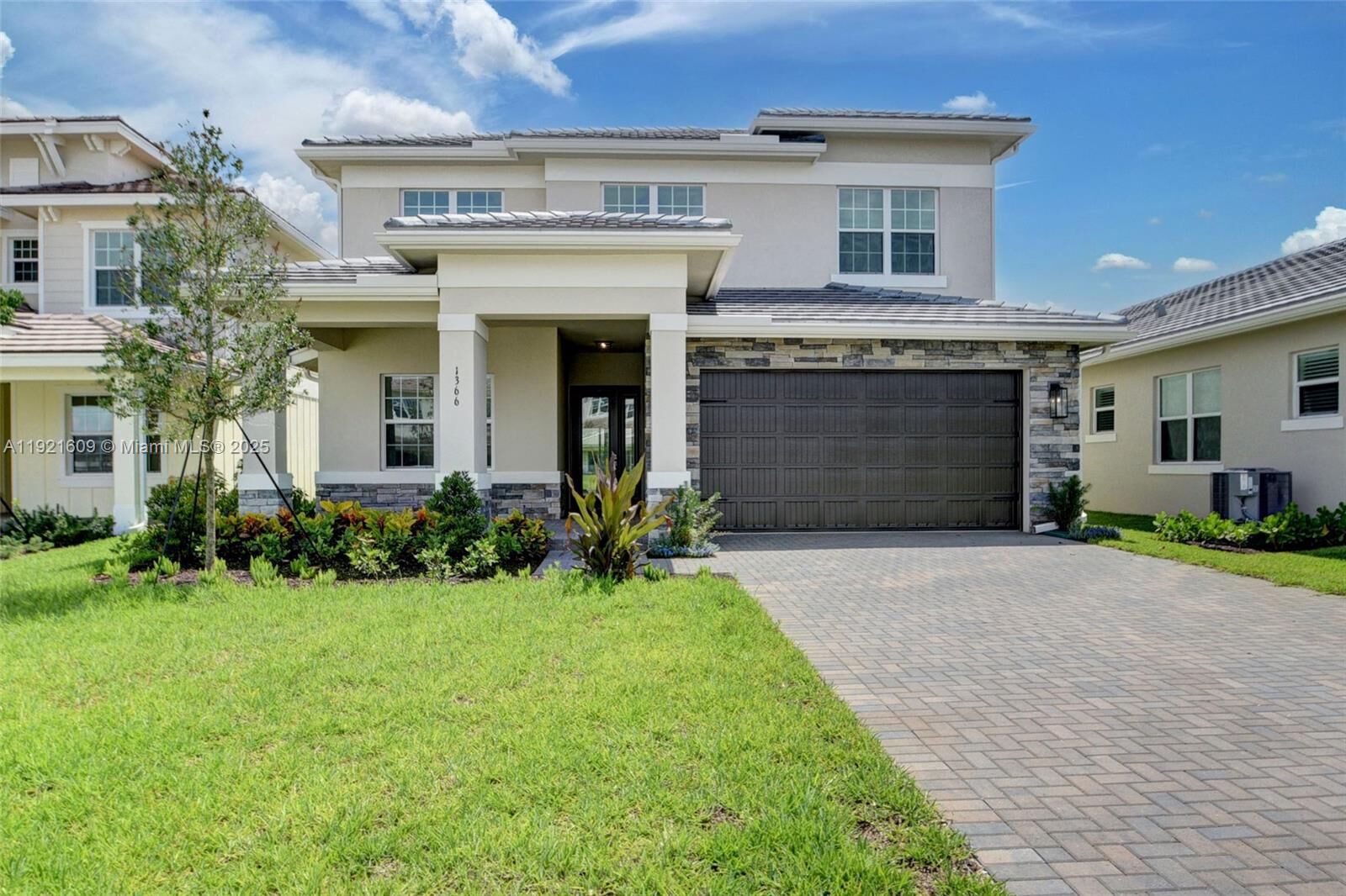 Property Photo:  1366 Harvester Xing  FL 33470 