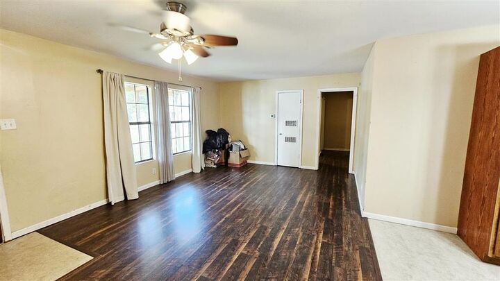 Property Photo: 3905 Texas Street LA 70607