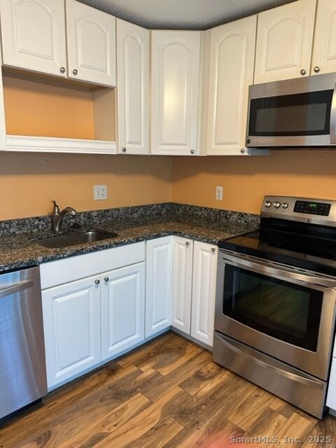 Property Photo: 585 Park Road 10-8 CT 06708