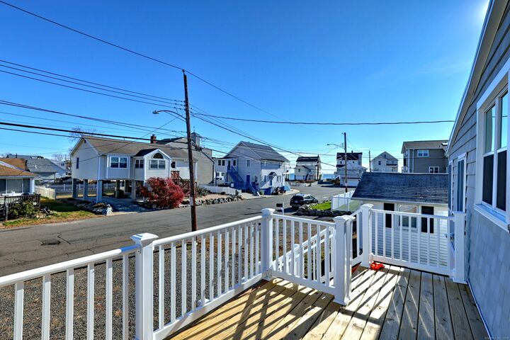 Property Photo:  16 Catherine Street  CT 06512 