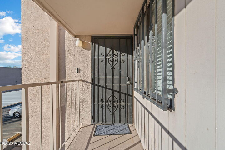 Property Photo:  6635 E Golf Links Road 10  AZ 85730 