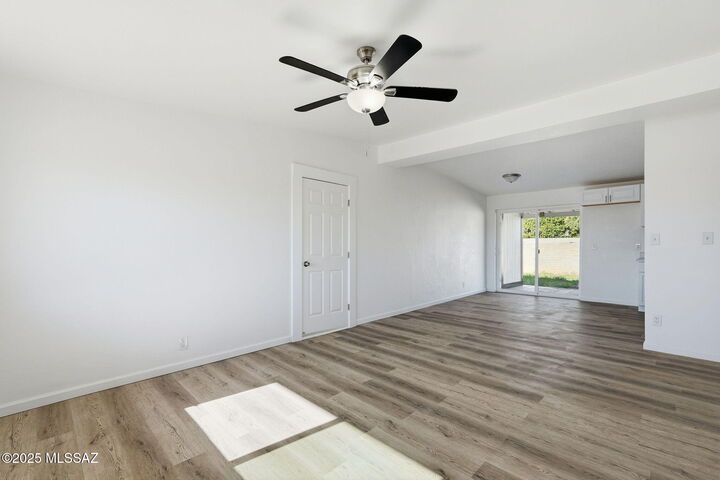 Property Photo: 932 W Weymouth Street AZ 85705