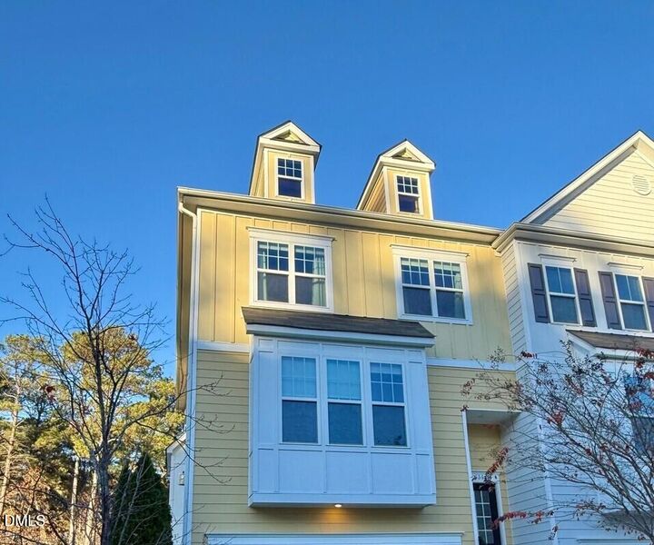 Property Photo:  634 Edgewater Ridge Court  NC 27523 