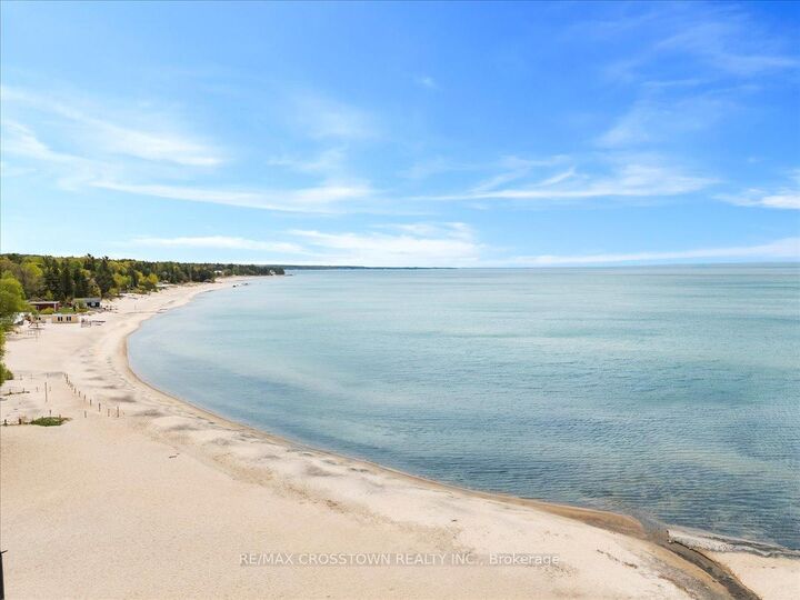 Property Photo: 369 Balm Beach Road W ON L0L 2J0