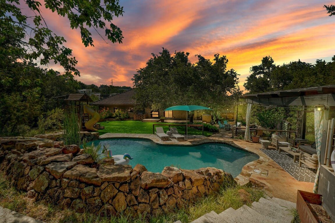 Property Photo:  2001 Mestena Trail  TX 78733 