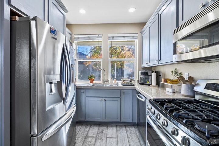 Property Photo:  2409 Van Patter Drive  CA 95403 