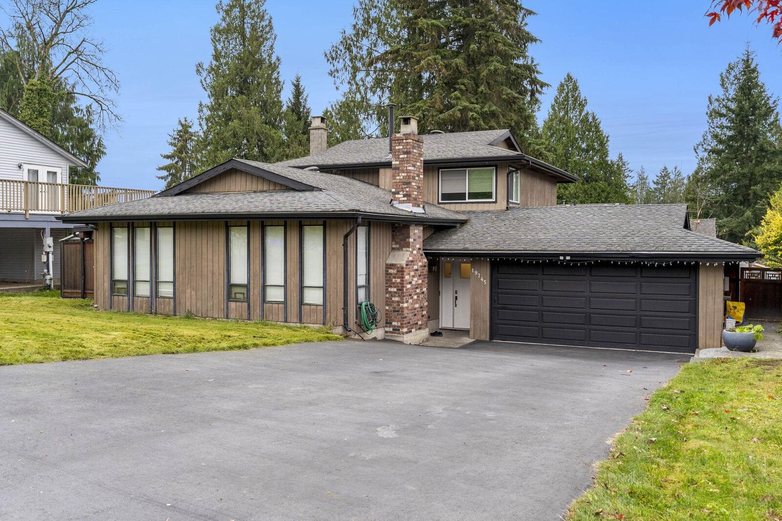 Property Photo: 19745 48A Avenue BC V3A 4W2