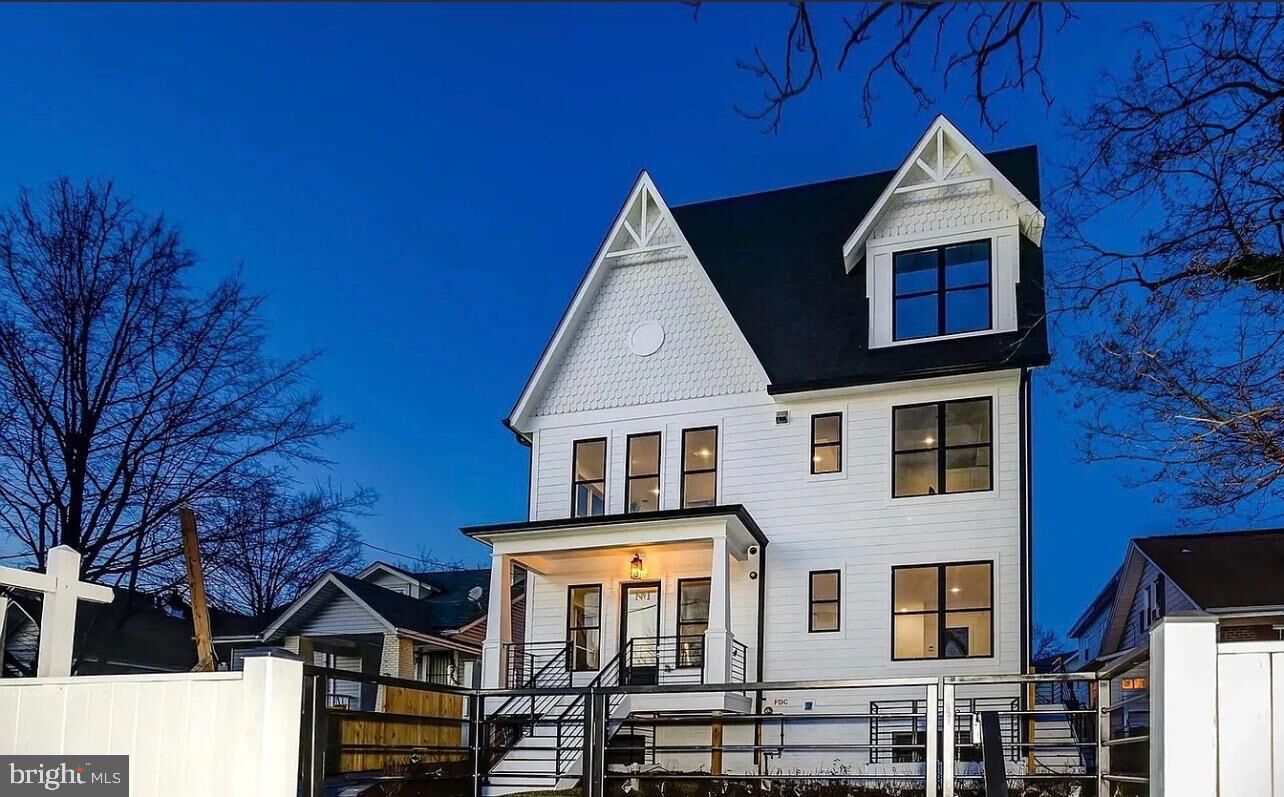 Property Photo:  1018 Bryant Street NE 2  DC 20018 