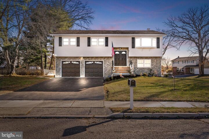 Property Photo:  93 Tudor Drive  NJ 08690 