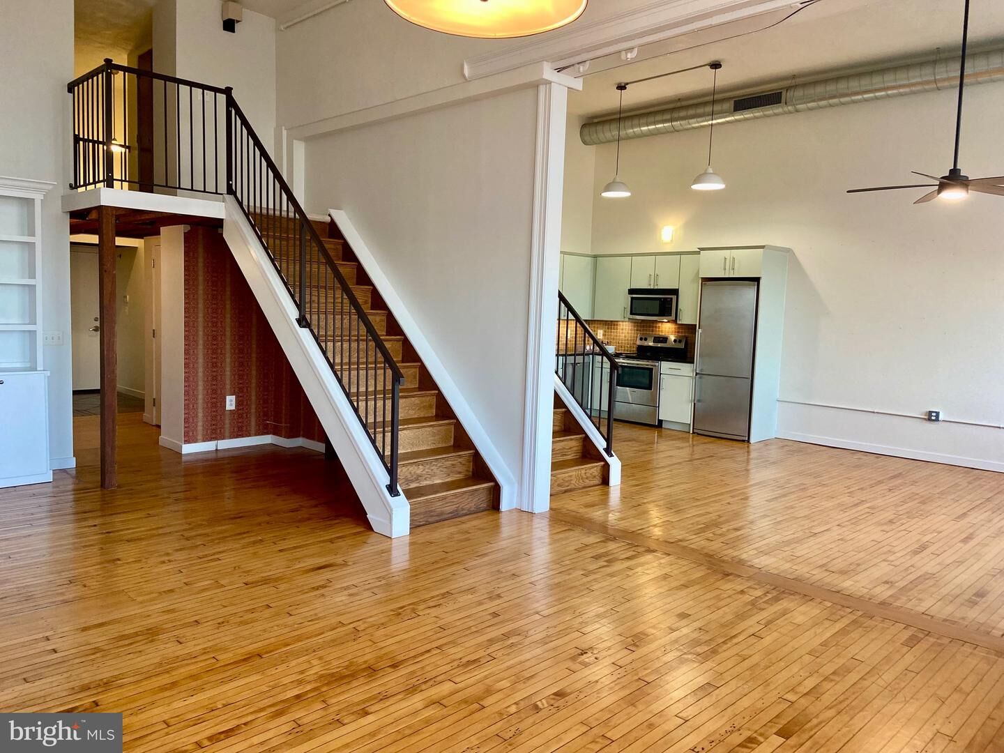 Property Photo: 1201 Fitzwater Street 410-411 PA 19147