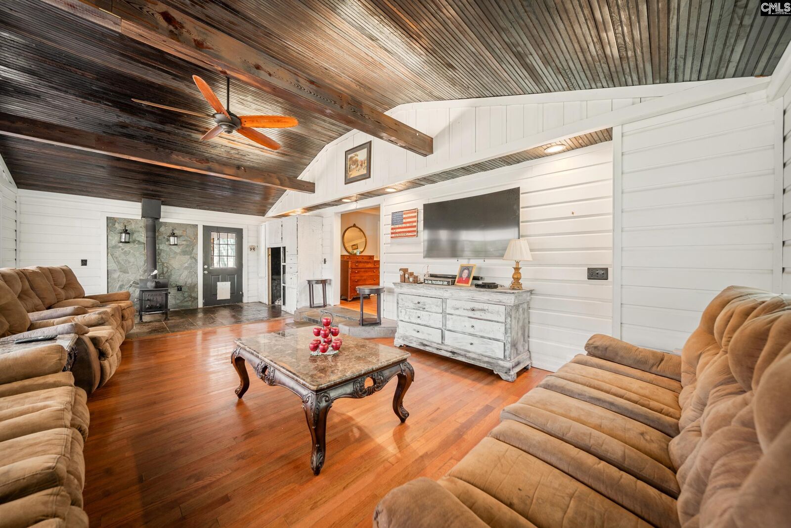 Property Photo:  851 Rawl  SC 29072 