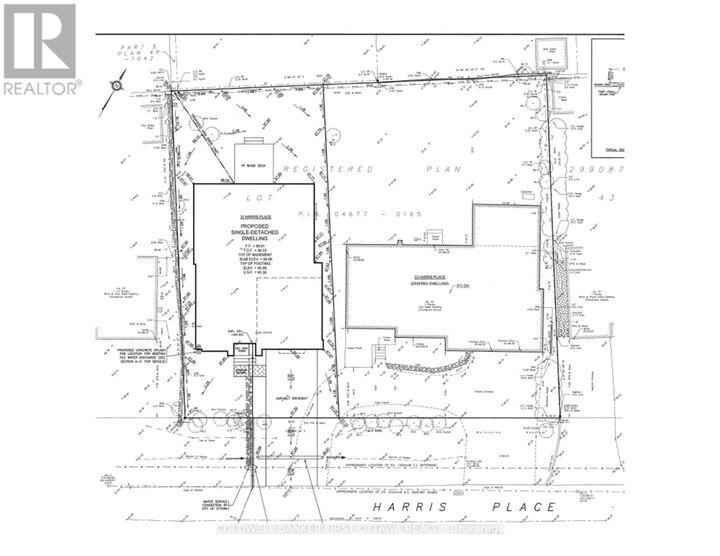 Property Photo:  25 Harris Place  ON K2G 2P6 