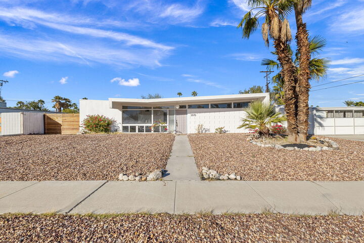 3570 E Camino Rojos  Palm Springs CA 92262 photo