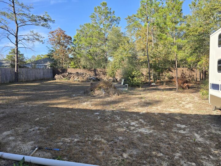 Property Photo:  261 E Jonquil Avenue  FL 32433 