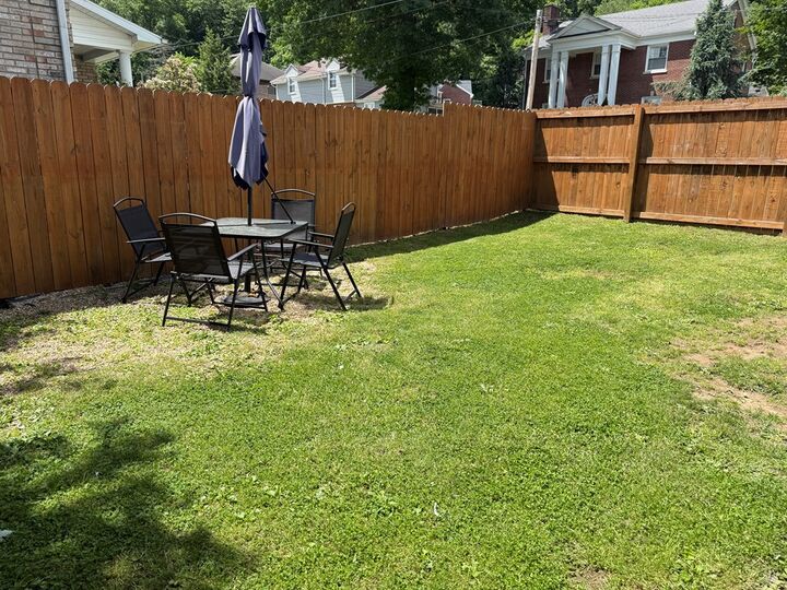 Property Photo: 525 College KY 41240