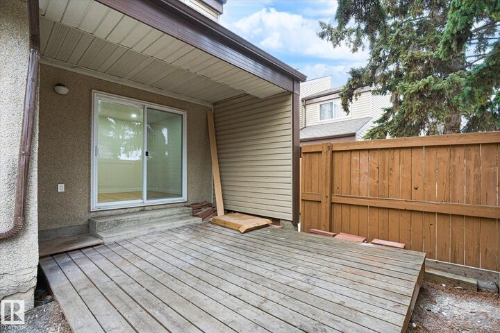 Property Photo:  7114 178 Street NW  AB T5T 3E9 