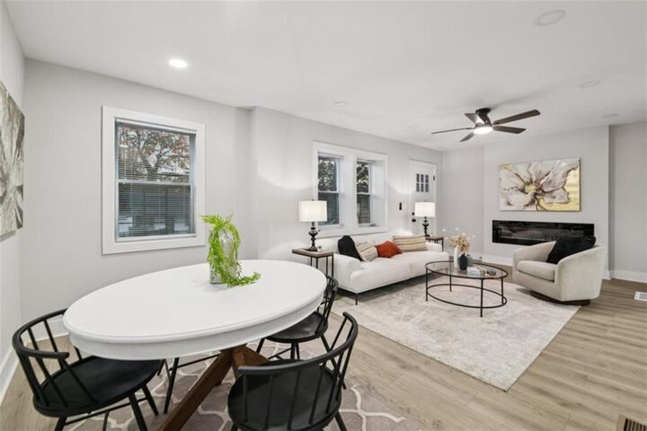 Property Photo:  1539 Venetian Drive SW  GA 30311 