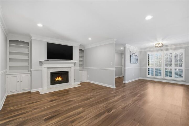 Property Photo: 101 Woodcliff Drive 101 GA 30350