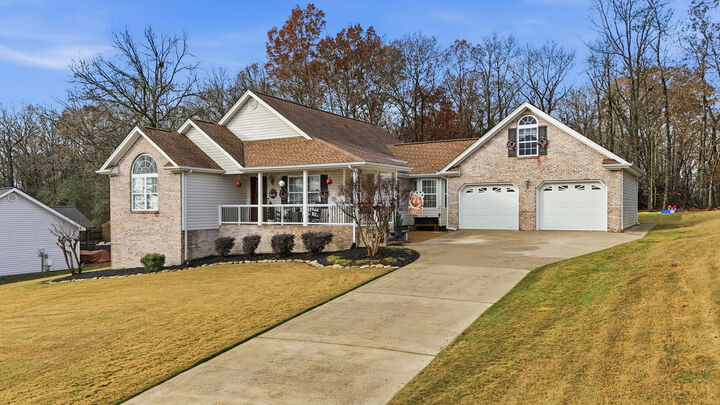 Property Photo:  1208 Spring Meadows Drive  GA 30736 