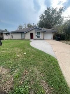 Property Photo: 4447 Fallen Oaks Drive TX 77091
