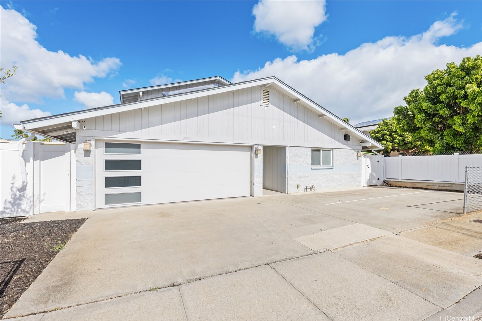 Property Photo: 3024 Lakimau Street #1,#2, #3 &Amp #4 HI 96815