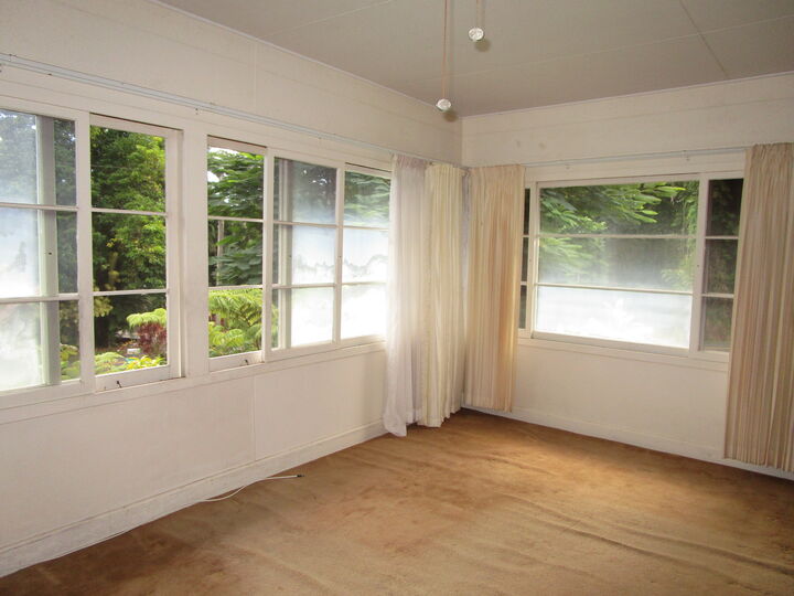 Property Photo: 1494 Waianuenue Ave HI 96720