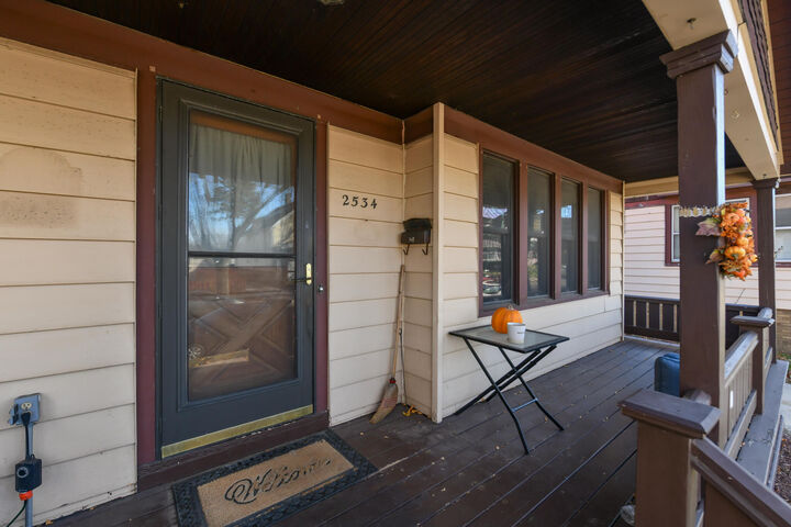 Property Photo: 2534 S Brisbane Ave WI 53207