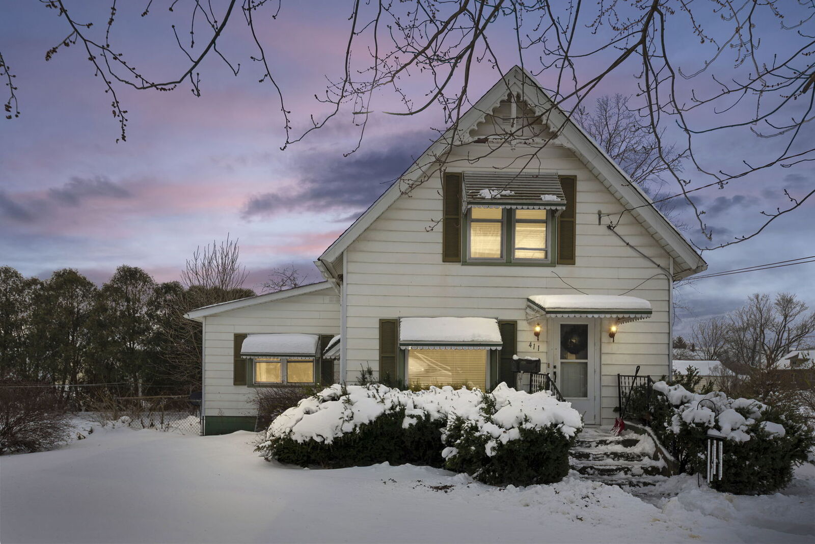 Property Photo:  411 E 5th Street  IL 60954 