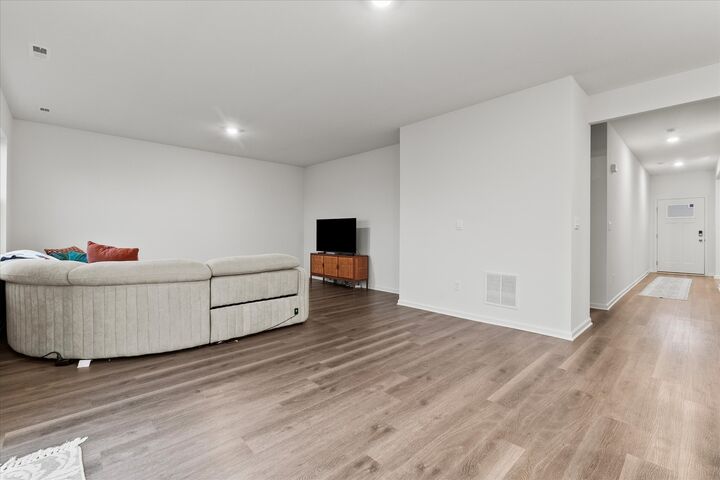 Property Photo: 3373 Seeley Court IL 60560