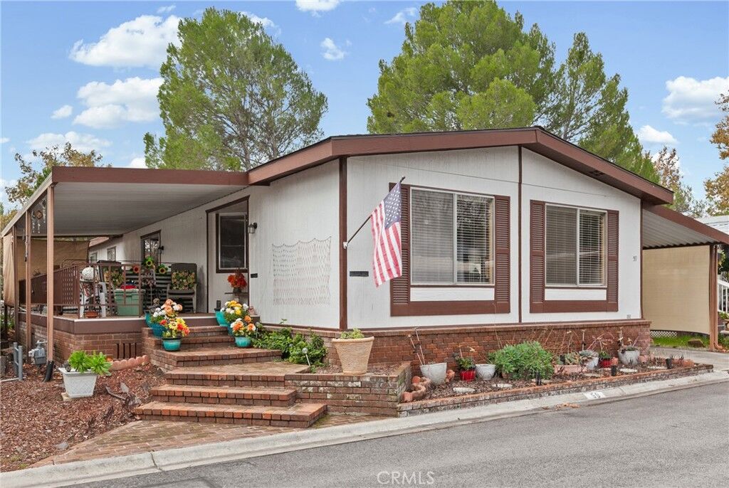 Property Photo:  10025 El Camino Real 59  CA 93422 