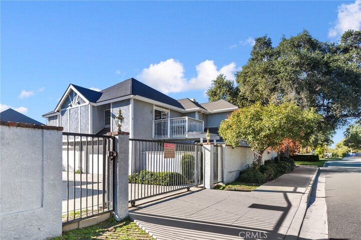 Property Photo:  121 N Mountain Avenue A  CA 91016 