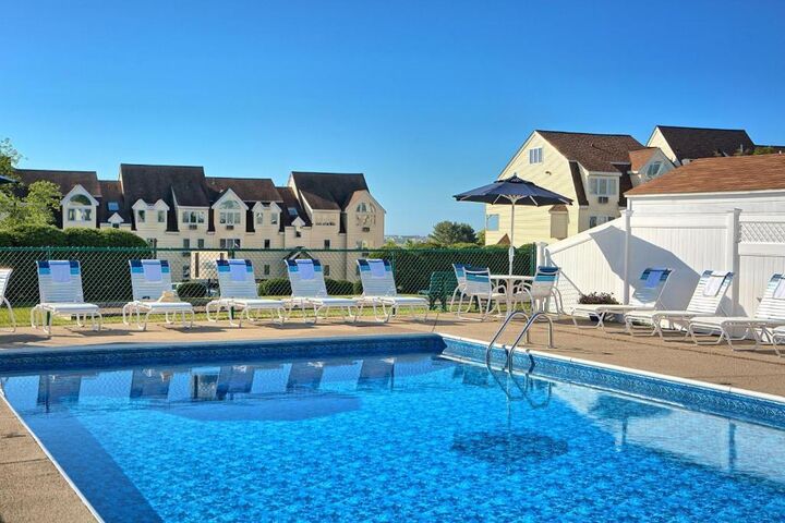 Property Photo:  1373 Post Road 2C  ME 04090 