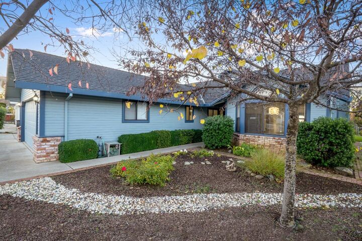 Property Photo:  143 Saint Johns Drive  CA 95945 