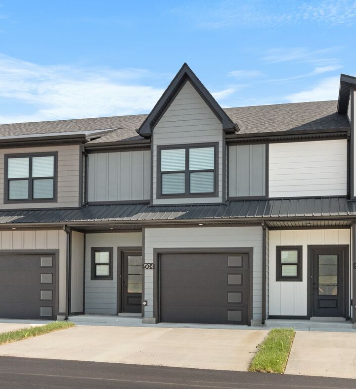 Property Photo: 504 Jonathan Wade Circle TN 37043