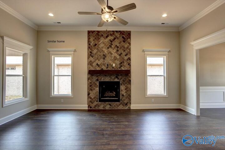 Property Photo:  Hampton-A Narayan Street  AL 35756 