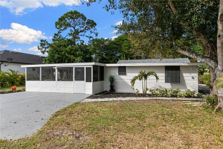 Property Photo:  11310 Dean Street  FL 34135 