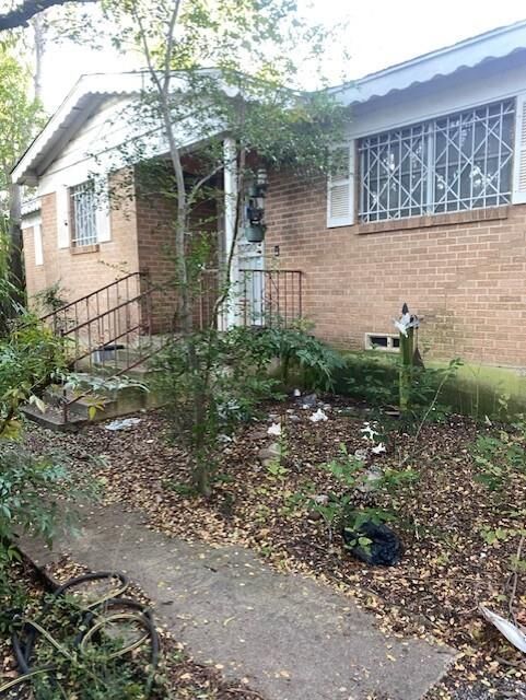 7060 John T White Road  Fort Worth TX 76120 photo