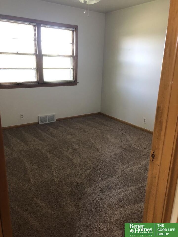 Property Photo: 3758 S 82nd Street NE 68124