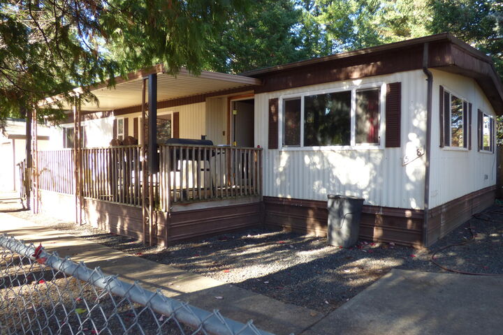 Property Photo:  508 Bumblebee Lane  OR 97523 