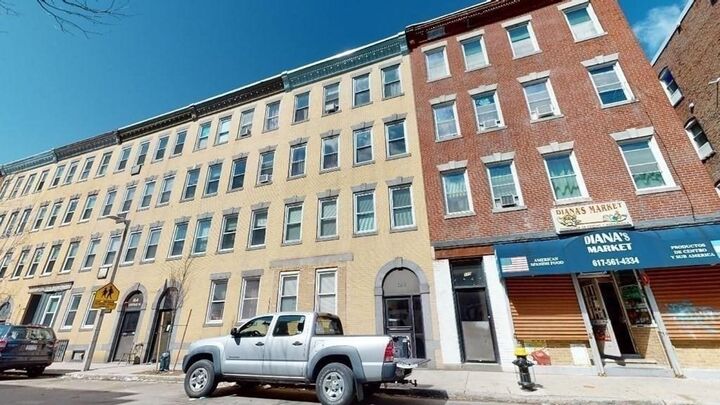 Property Photo: 168 Cottage St 301 MA 02128