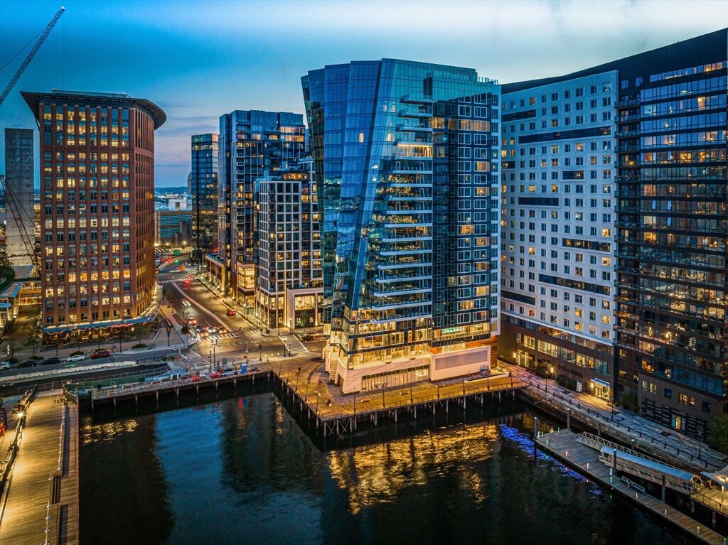 Property Photo:  150 Seaport Blvd 17C  MA 02210 