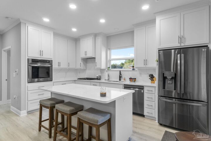 Property Photo:  5861 Sword Fern Way  FL 32526 