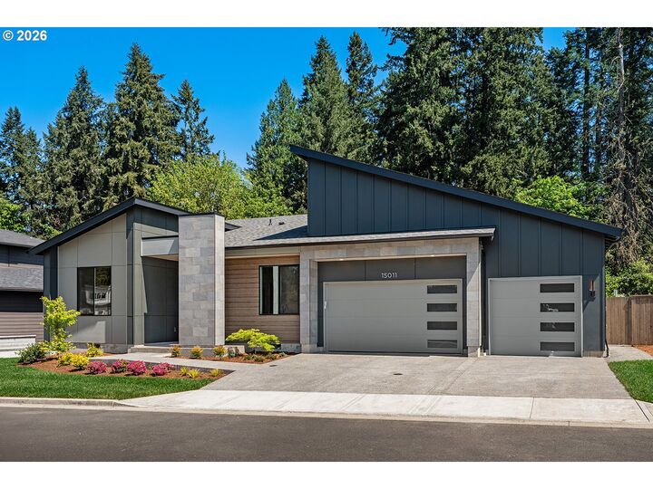 Property Photo: 15011 NW 11th Pl WA 98685