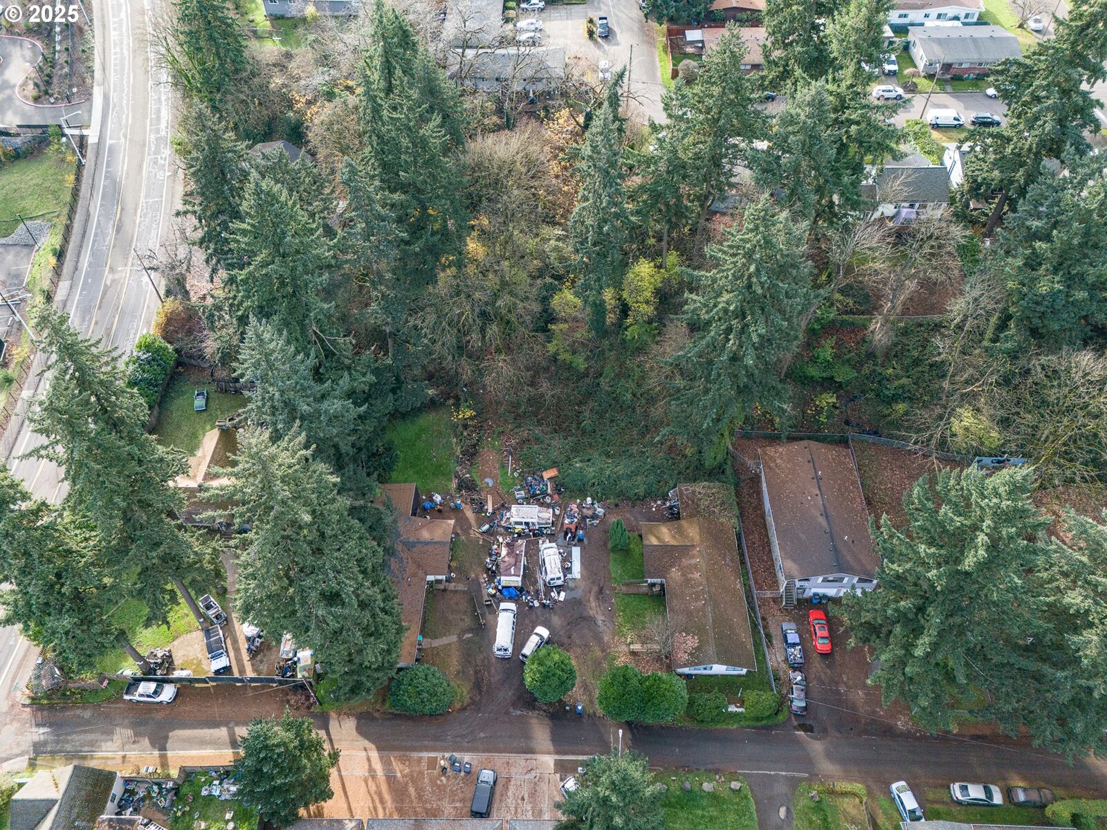 Property Photo: 2705 E 19th St WA 98661