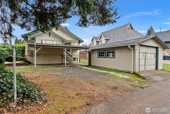 MLS#2457978: 1001 Warren Avenue, Bremerton, WA 98337