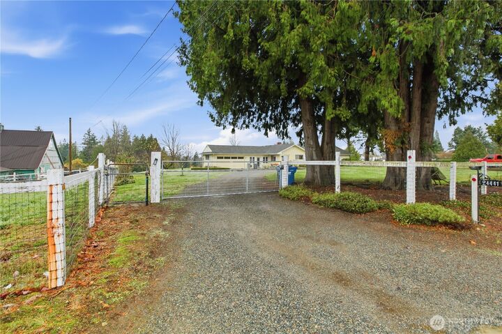 Property Photo:  24441  156th Avenue SE  WA 98042 