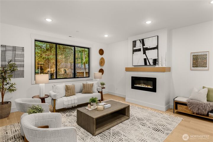 Property Photo:  4118  161st Avenue SE  WA 98006 