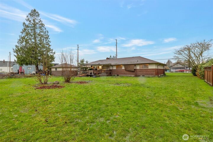 Property Photo: 6216 20th Street E WA 98424