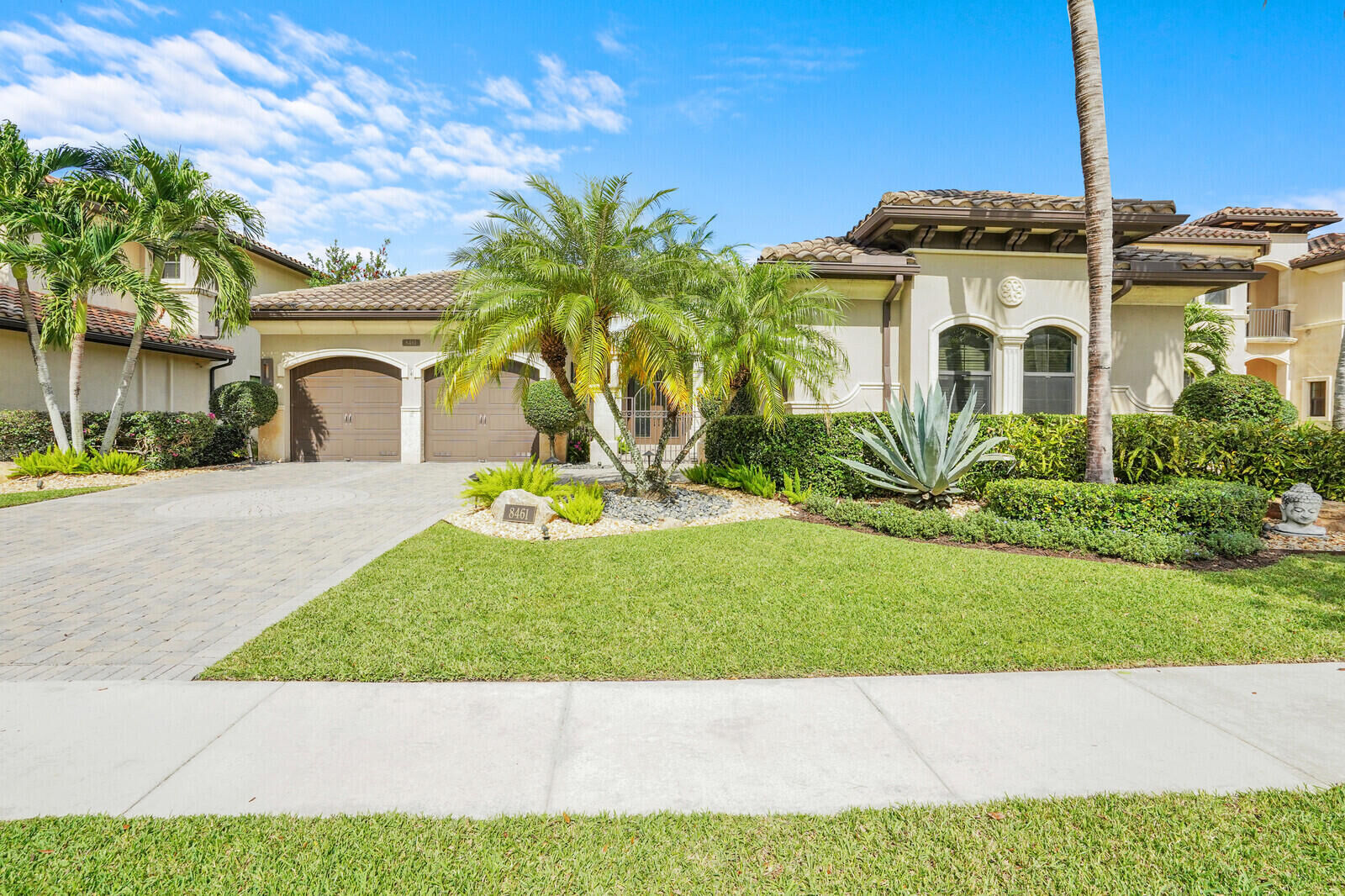 Property Photo:  8461 Hawks Gully Avenue  FL 33446 